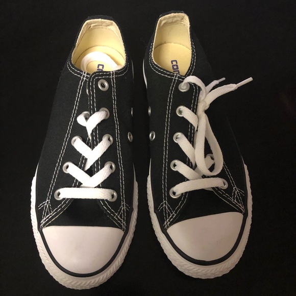 Kids black converse - Picture 3 of 3